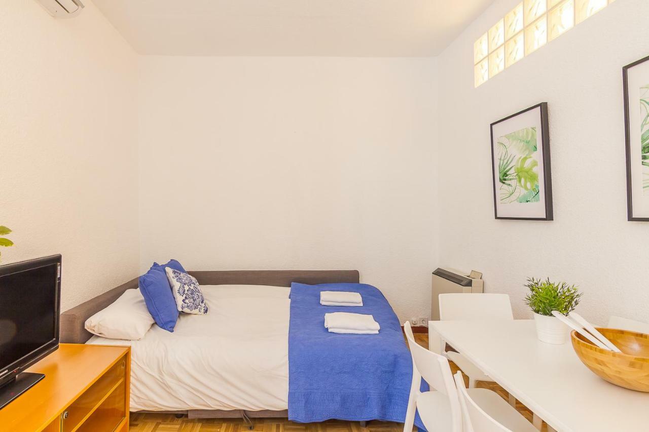 Chueca II Apartment Madrid Exterior photo